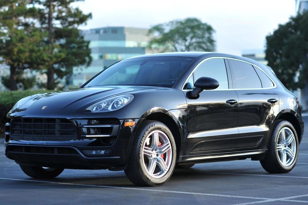 2015 Porsche Macan Turbo - Image 7 of 21