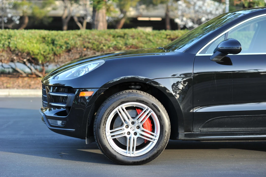 2015 Porsche Macan Turbo - Image 21 of 21