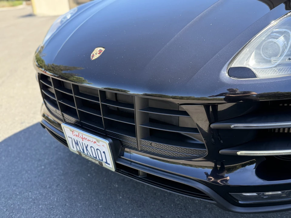 2015 Porsche Macan Turbo - Image 12 of 31