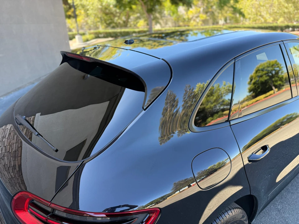 2015 Porsche Macan Turbo - Image 29 of 31