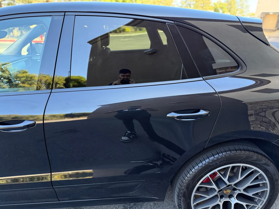 2015 Porsche Macan Turbo - Image 20 of 31