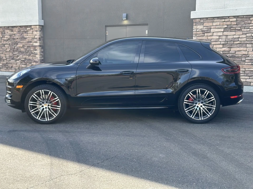 2015 Porsche Macan Turbo - Image 3 of 31