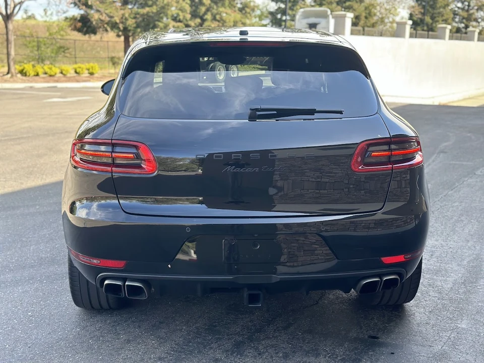 2015 Porsche Macan Turbo - Image 6 of 31