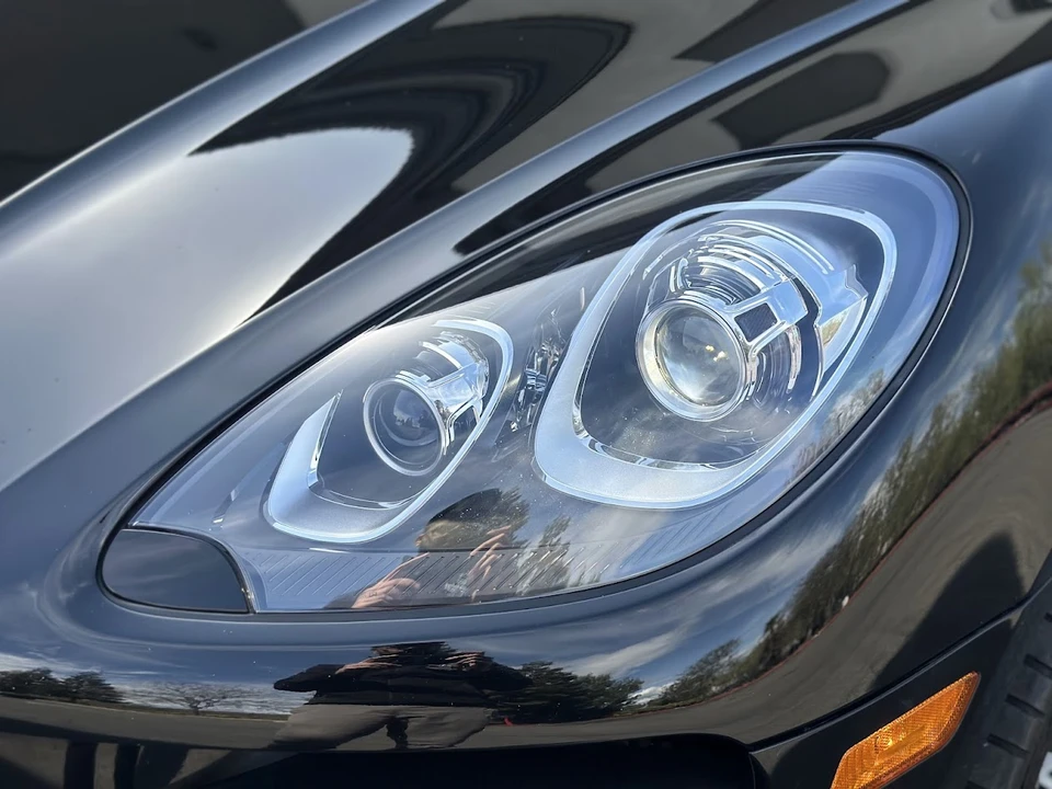 2015 Porsche Macan Turbo - Image 11 of 31