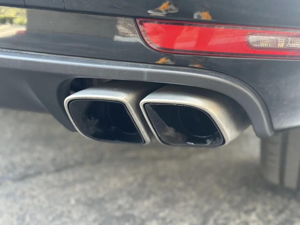 2015 Porsche Macan Turbo - Image 27 of 31