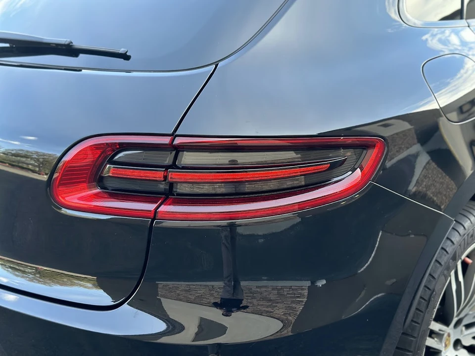 2015 Porsche Macan Turbo - Image 23 of 31