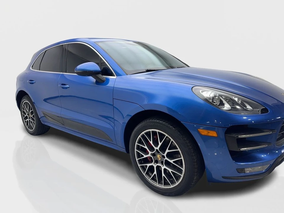 2015 Porsche Macan Turbo - Image 12 of 21