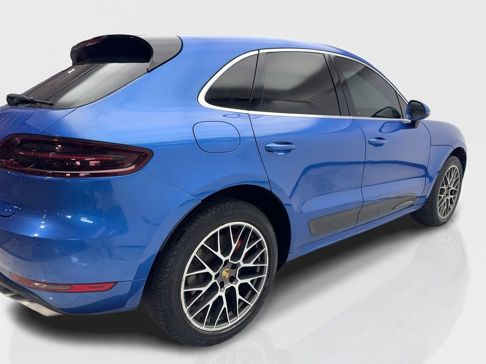 2015 Porsche Macan Turbo - Image 13 of 31