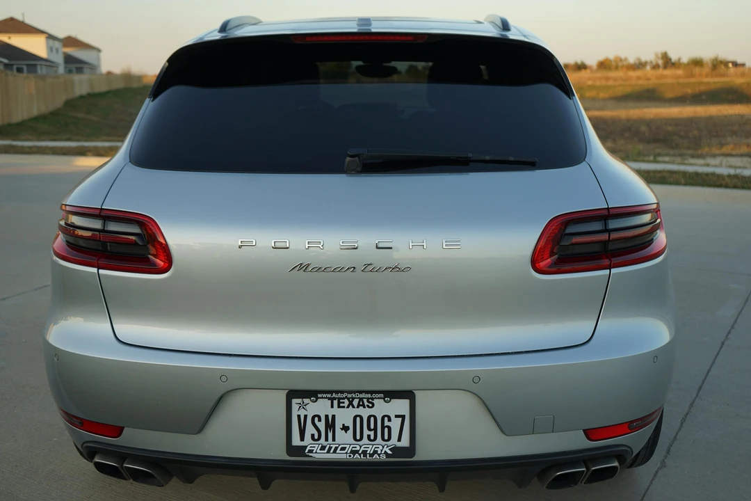 2015 Porsche Macan Turbo - Image 5 of 31