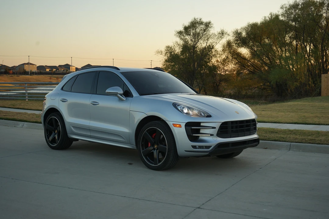 2015 Porsche Macan Turbo - Image 20 of 31