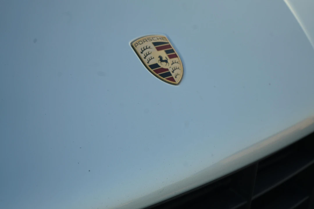 2015 Porsche Macan Turbo - Image 27 of 31