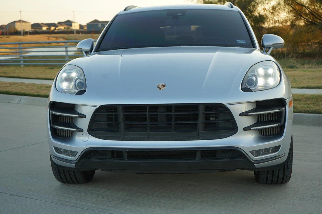 2015 Porsche Macan Turbo - Image 6 of 31