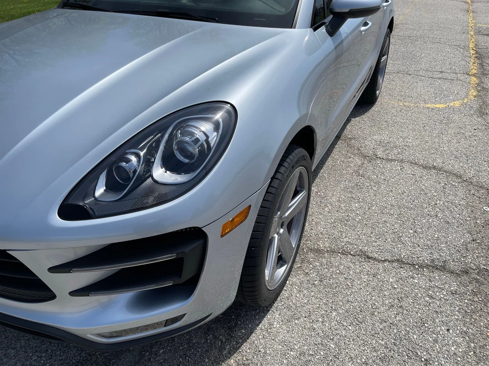 2015 Porsche Macan Turbo - Image 3 of 31
