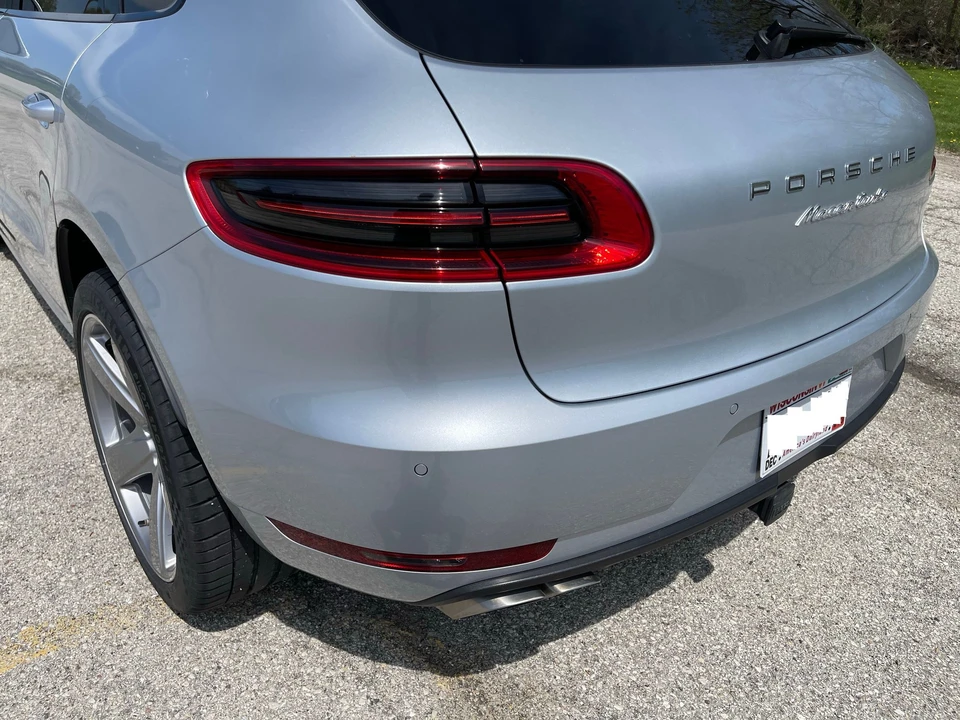 2015 Porsche Macan Turbo - Image 8 of 31