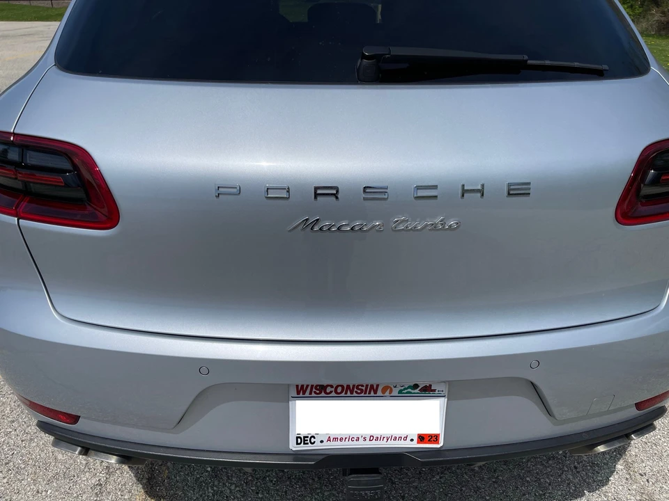 2015 Porsche Macan Turbo - Image 9 of 31