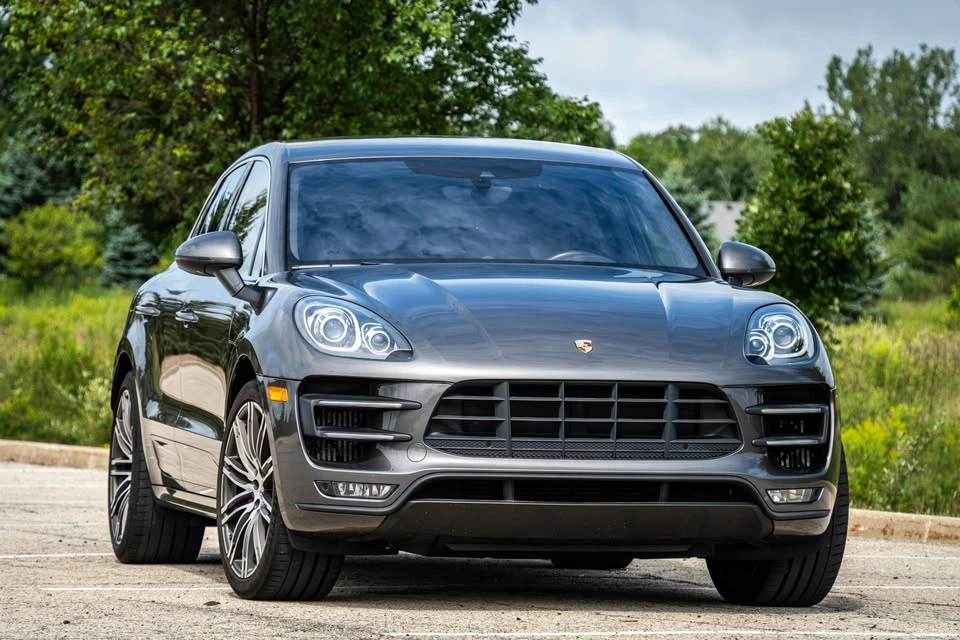 2015 Porsche Macan Turbo - Image 2 of 13