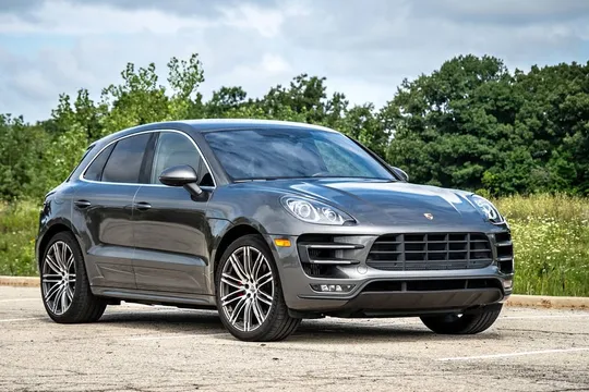 2015 Porsche Macan Turbo
