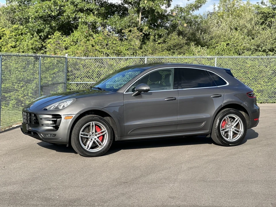 2015 Porsche Macan Turbo - Image 7 of 31
