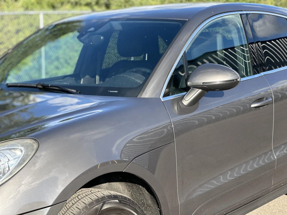 2015 Porsche Macan Turbo - Image 29 of 31