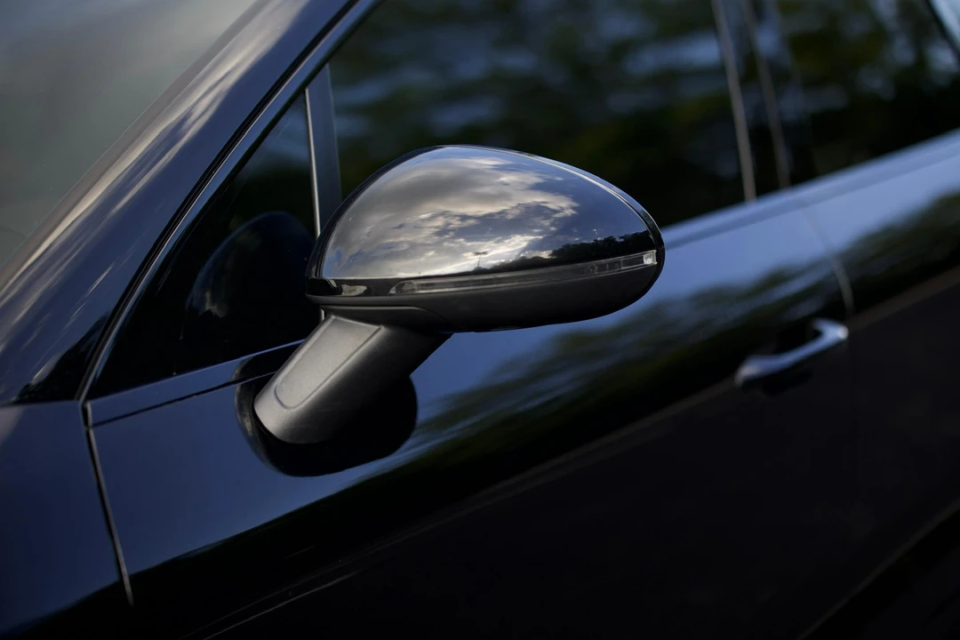 2015 Porsche Macan Turbo - Image 19 of 31