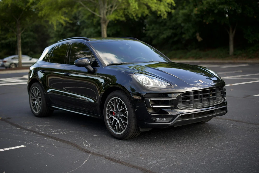 2015 Porsche Macan Turbo - Image 13 of 31