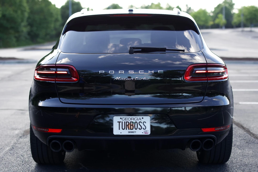2015 Porsche Macan Turbo - Image 5 of 31