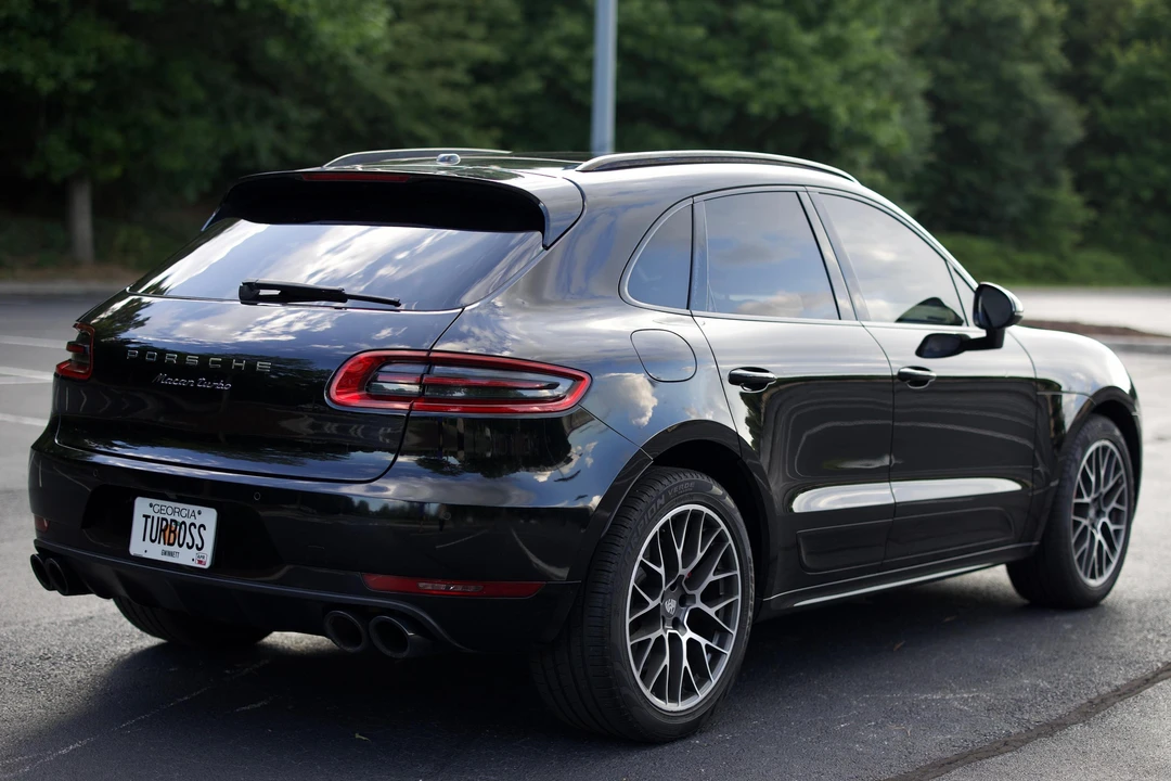 2015 Porsche Macan Turbo - Image 4 of 31