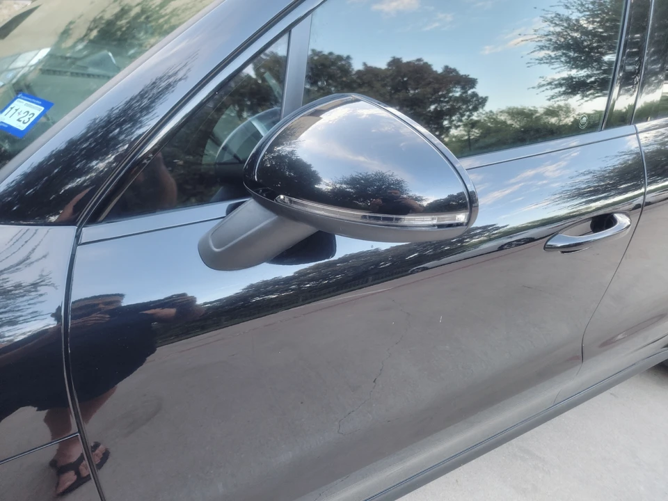 2015 Porsche Macan Turbo - Image 26 of 31
