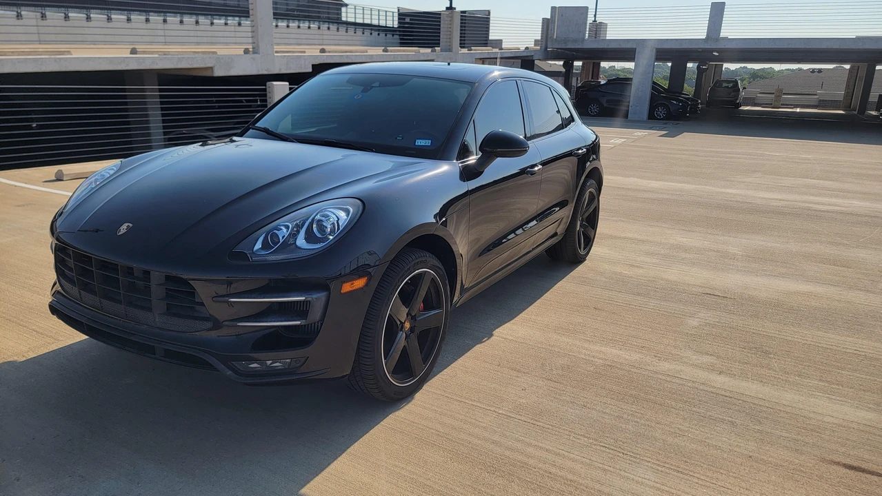 2015 Porsche Macan Turbo - Image 7 of 31