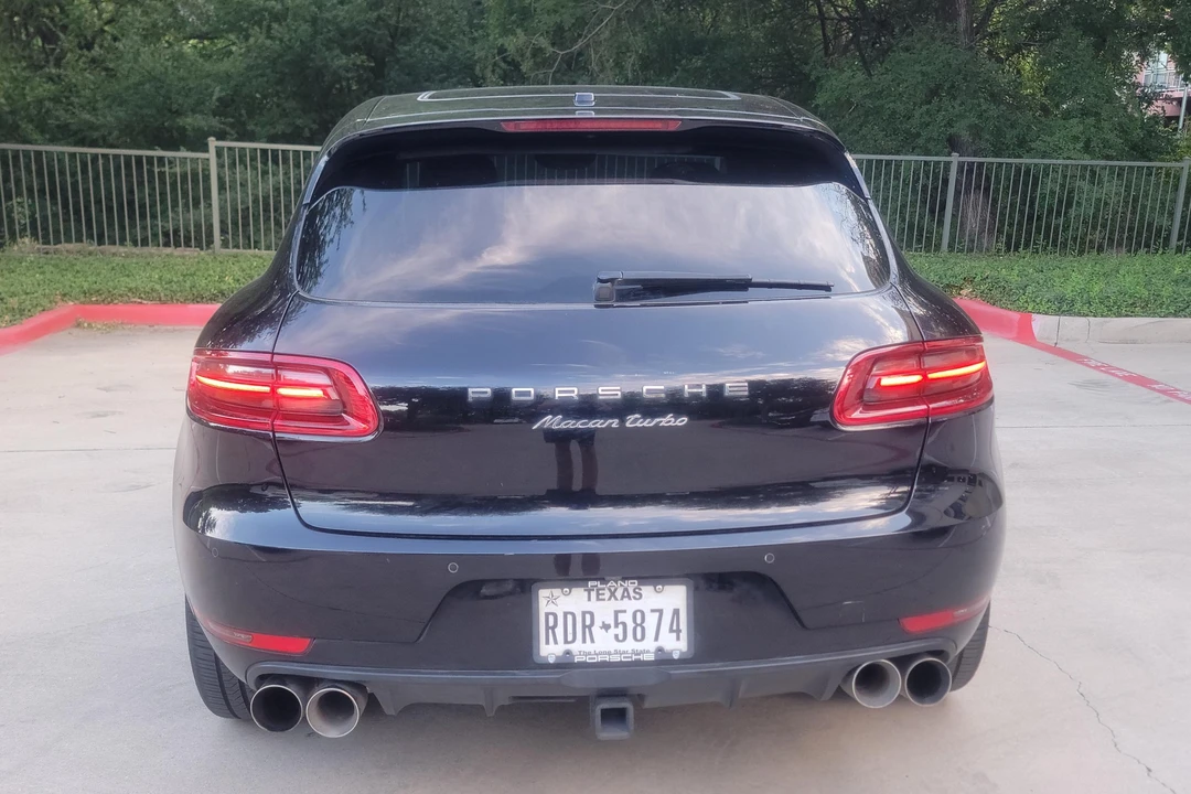 2015 Porsche Macan Turbo - Image 5 of 31