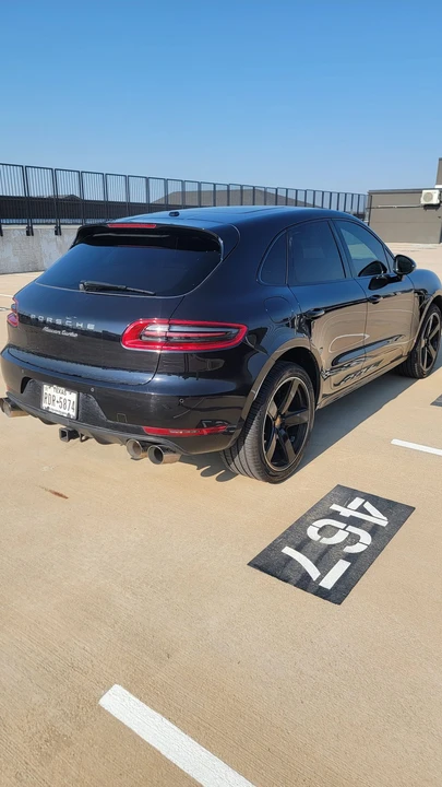 2015 Porsche Macan Turbo - Image 9 of 31