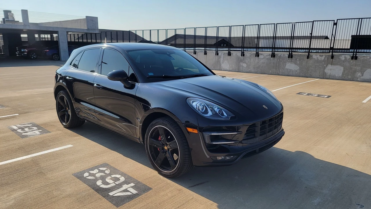 2015 Porsche Macan Turbo - Image 11 of 31