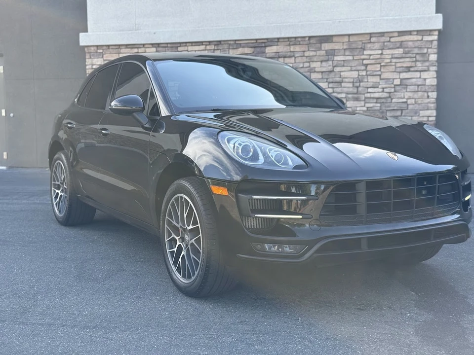 2015 Porsche Macan Turbo - Image 5 of 31