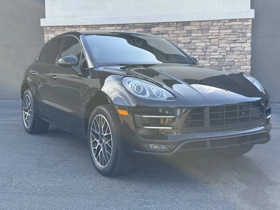 2015 Porsche Macan Turbo - Image 6 of 31
