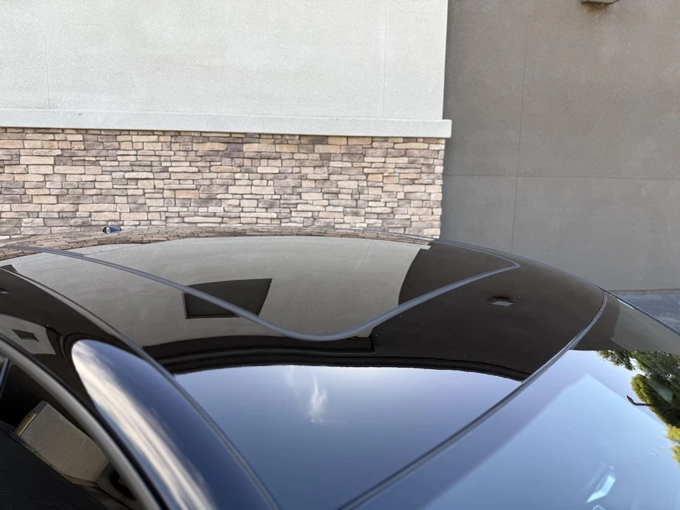 2015 Porsche Macan Turbo - Image 18 of 31