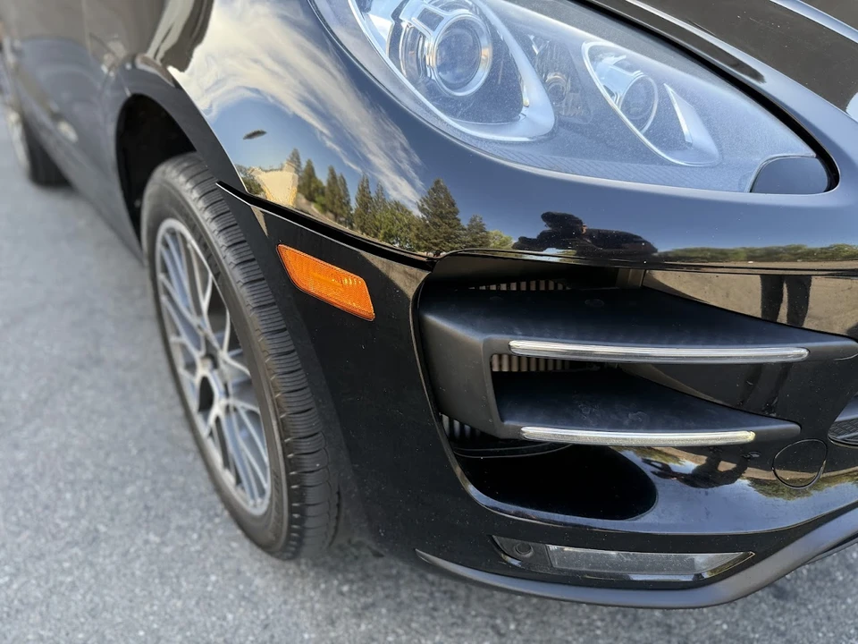 2015 Porsche Macan Turbo - Image 16 of 31