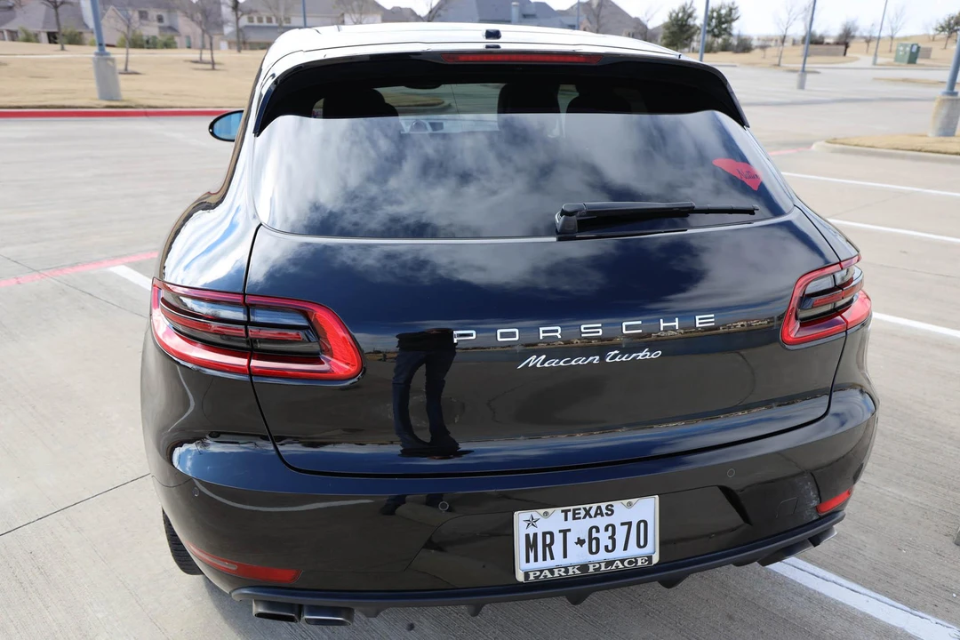2015 Porsche Macan Turbo - Image 2 of 27