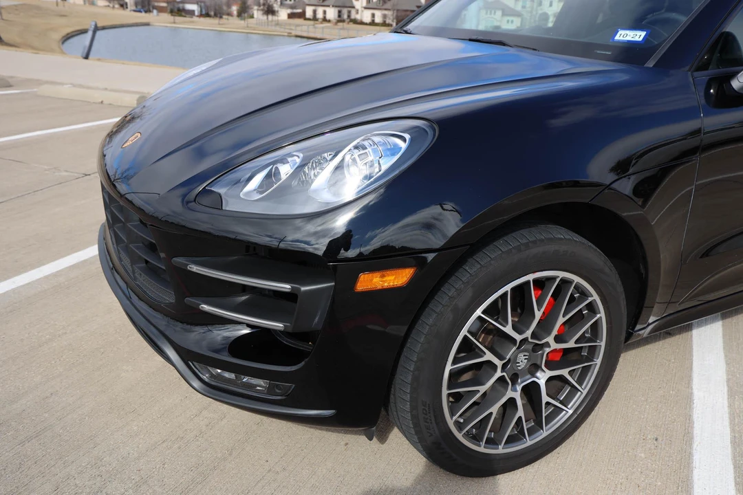 2015 Porsche Macan Turbo - Image 4 of 27