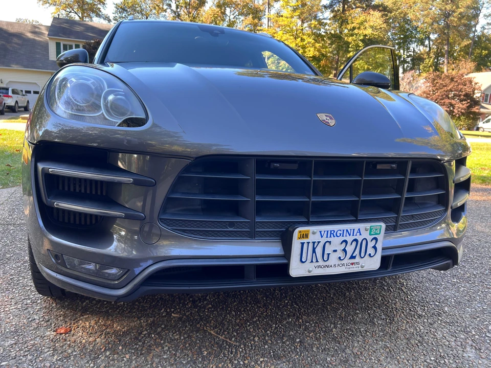 2015 Porsche Macan Turbo - Image 21 of 31