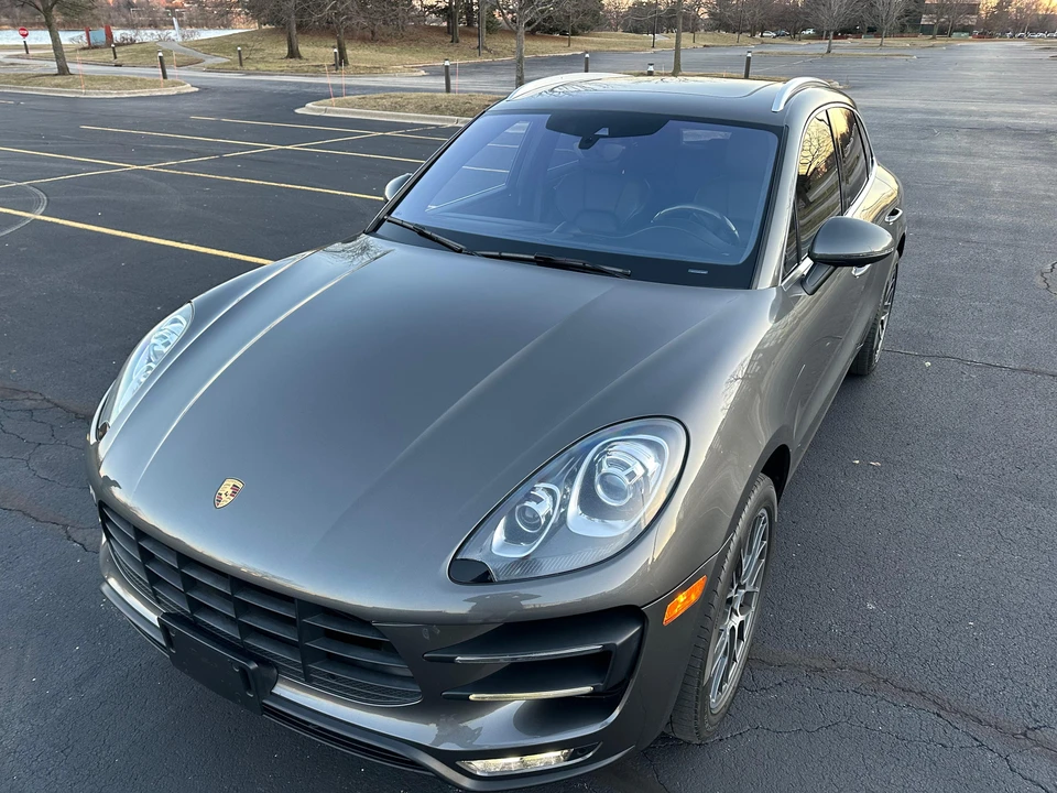 2015 Porsche Macan Turbo - Image 7 of 31