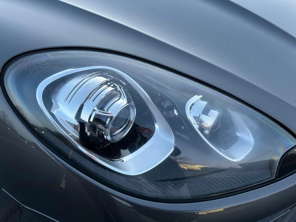2015 Porsche Macan Turbo - Image 14 of 31