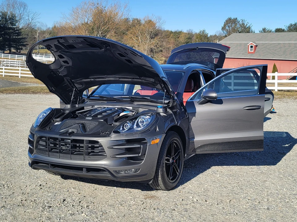 2015 Porsche Macan Turbo - Image 31 of 31