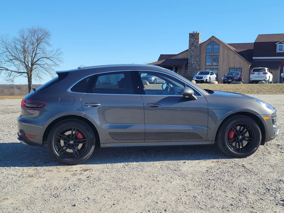 2015 Porsche Macan Turbo - Image 4 of 31