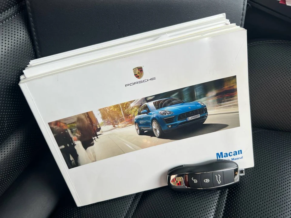 2015 Porsche Macan Turbo - Image 22 of 22