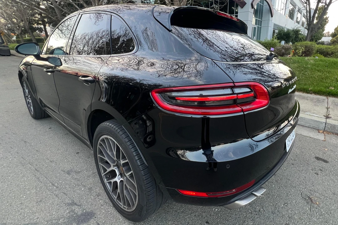 2015 Porsche Macan Turbo - Image 4 of 31