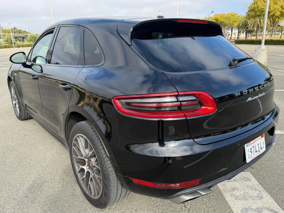 2015 Porsche Macan Turbo - Image 9 of 31