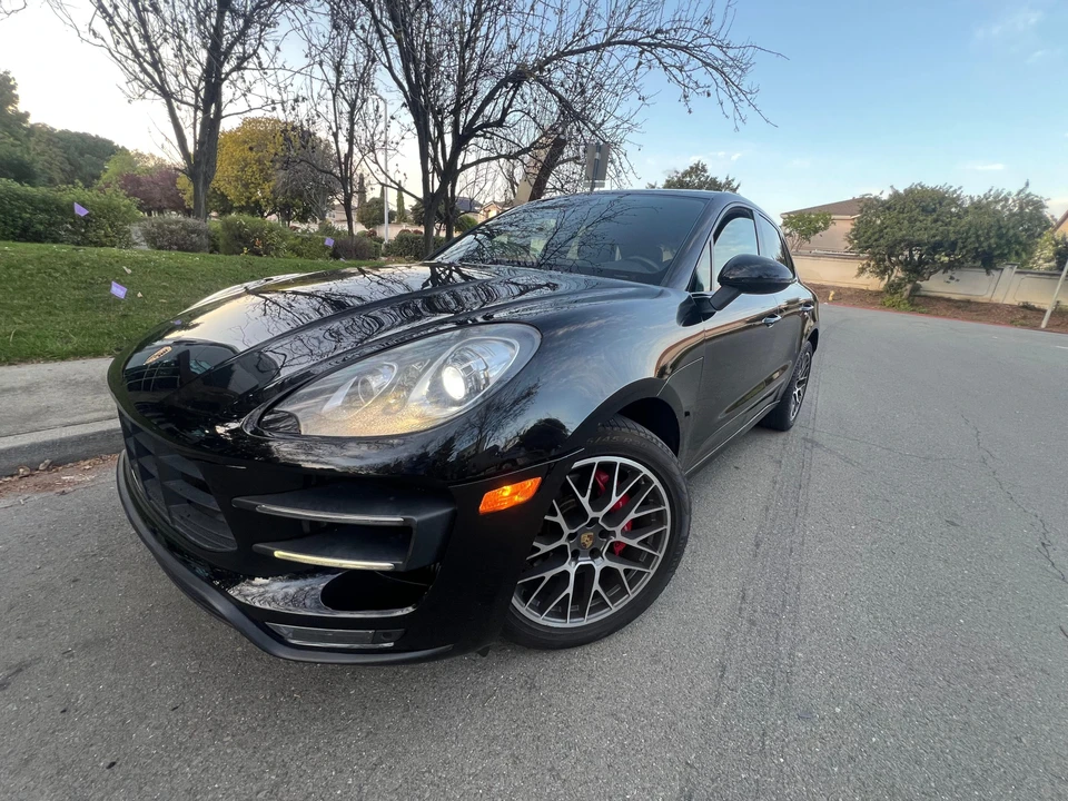 2015 Porsche Macan Turbo - Image 6 of 31