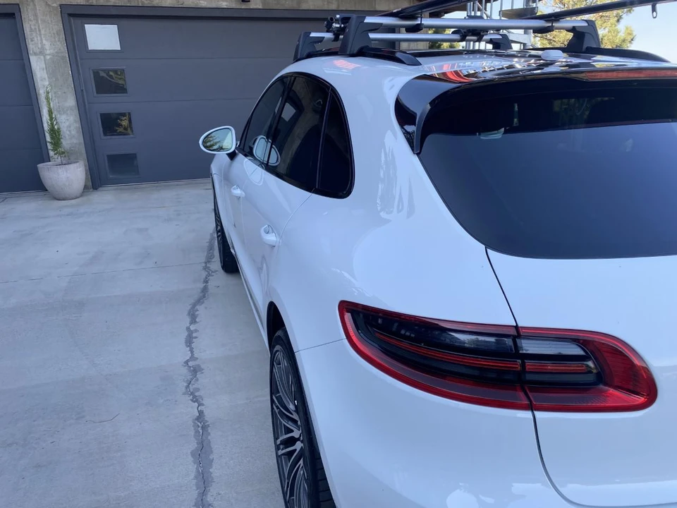 2015 Porsche Macan Turbo - Image 20 of 31