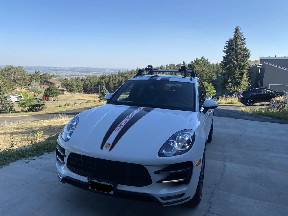 2015 Porsche Macan Turbo - Image 7 of 31