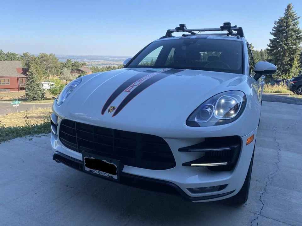 2015 Porsche Macan Turbo - Image 8 of 31